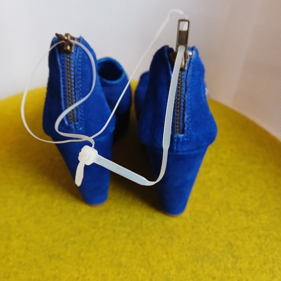 BN Blue Platforms - Picture 3 of 5